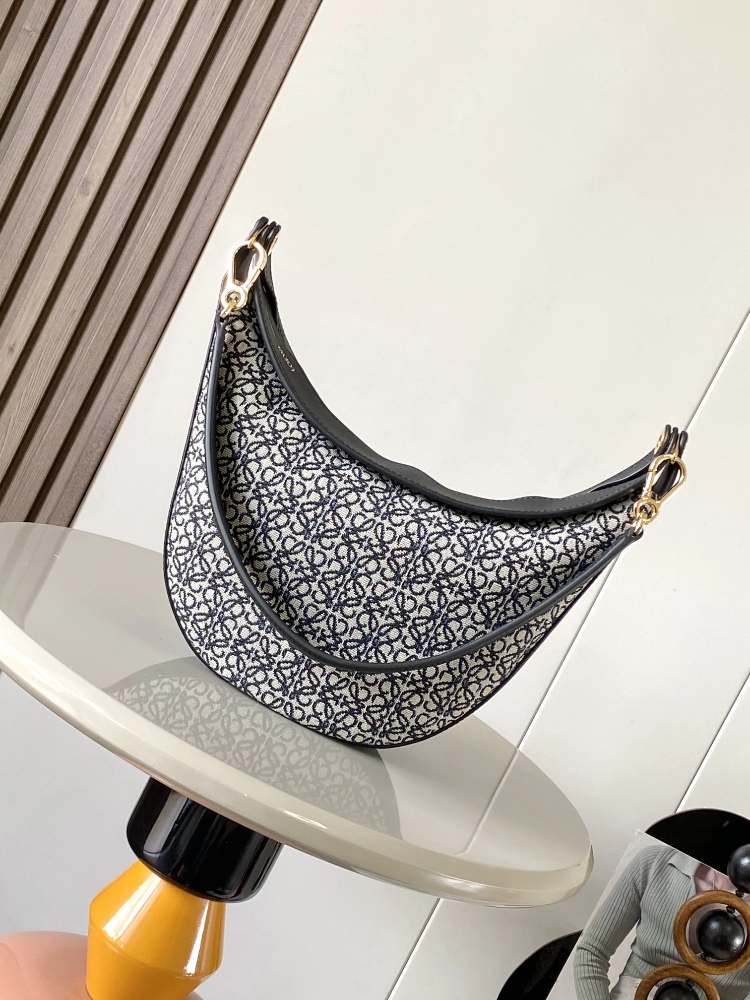 Loewe Hobo Bags Sleek 72044