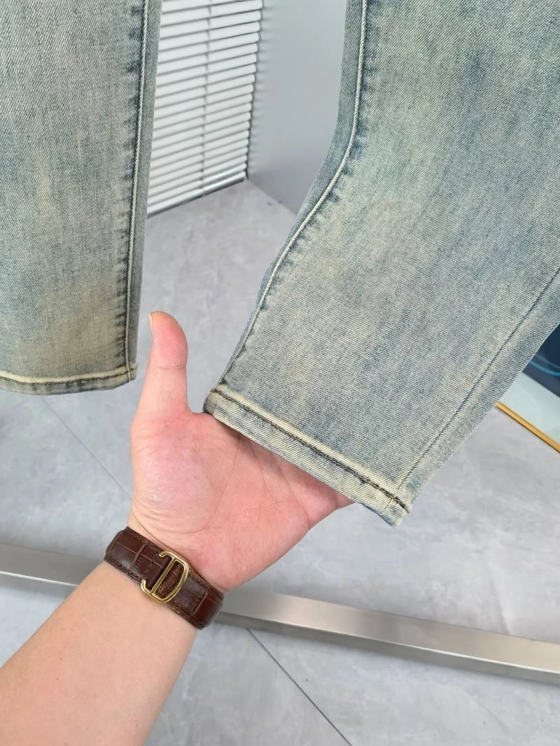 ModernLook Loewe Jeans 162743