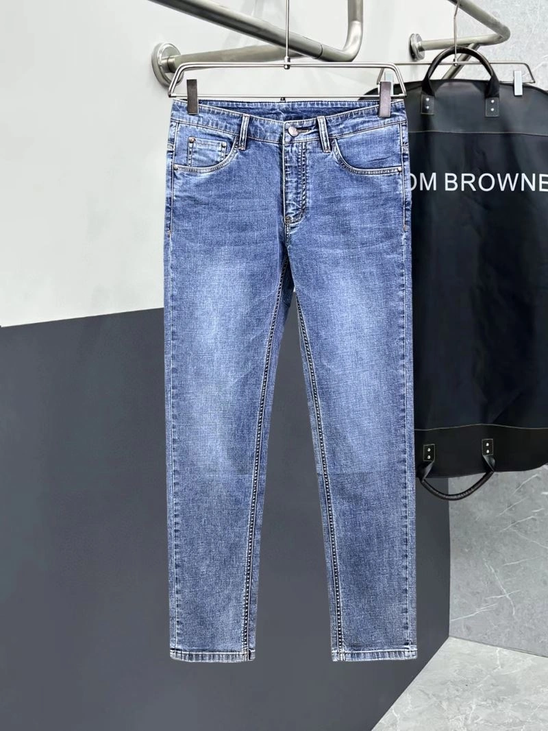 WellDesigned Loewe Jeans 162742