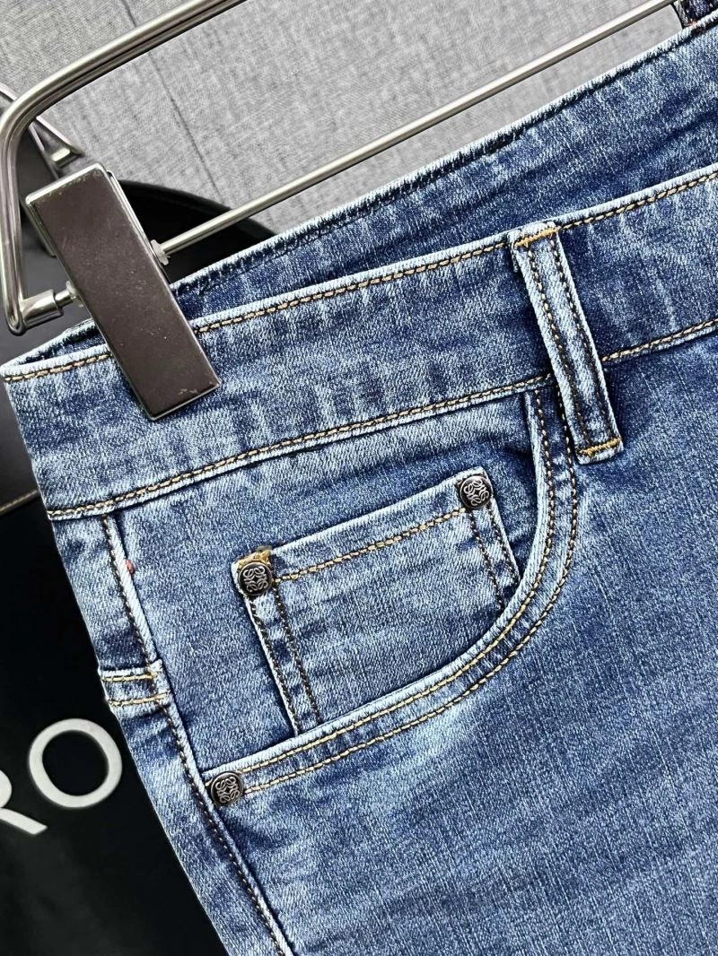 WellDesigned Loewe Jeans 162742