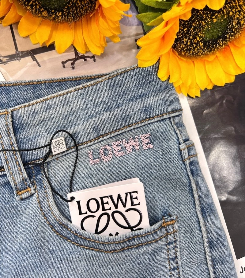 Loewe Jeans Bright 149798