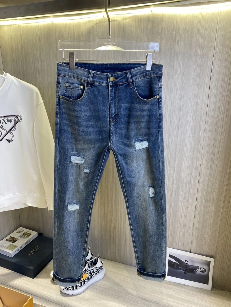 Fashionable Loewe Jeans 160540