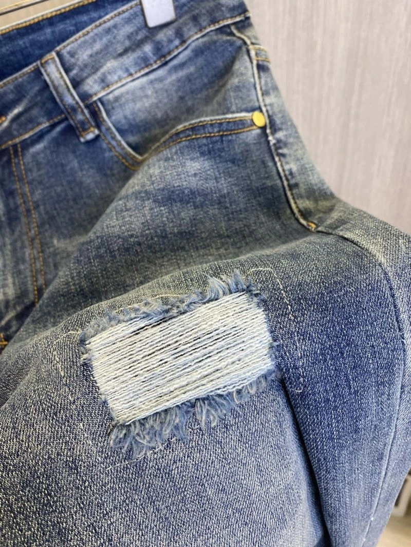 Fashionable Loewe Jeans 160540