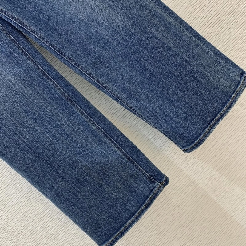 ModernLook Loewe Jeans 153131