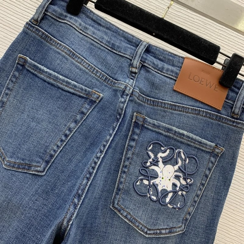 ModernLook Loewe Jeans 153131