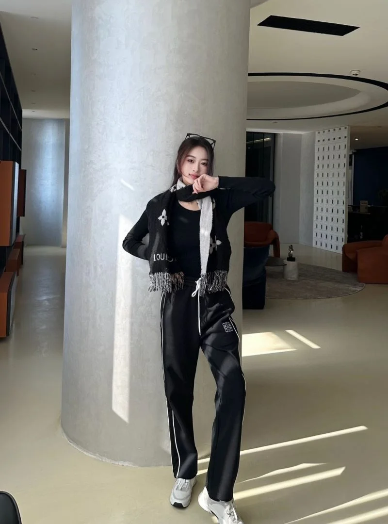 Refined Loewe Long Pants 163823