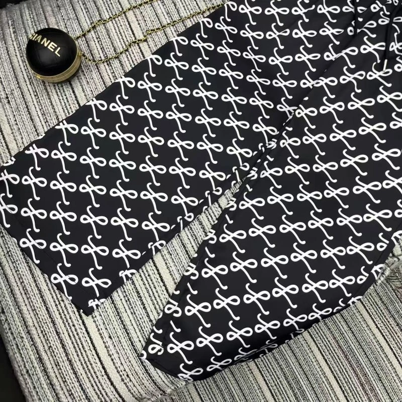 Elegant Loewe Long Pants 154901