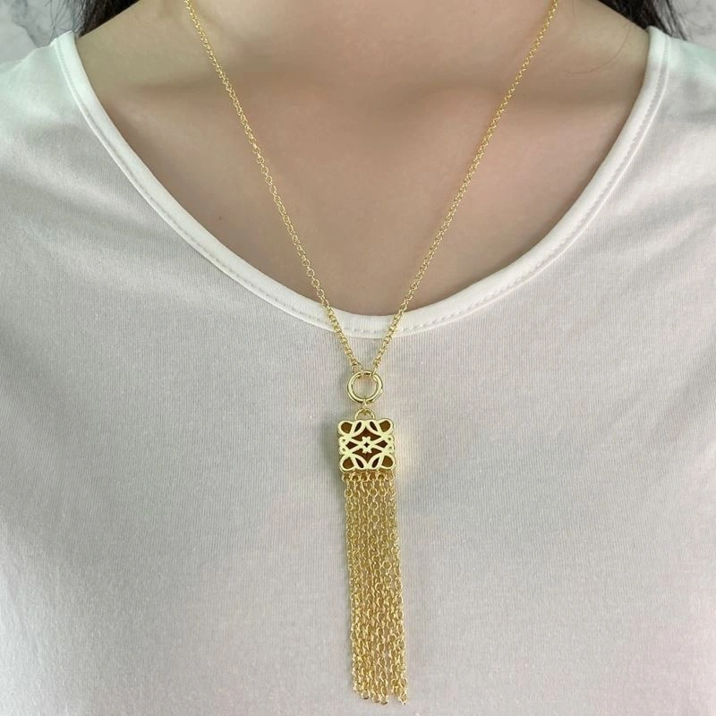 WrinkleFree Loewe Necklaces 214177
