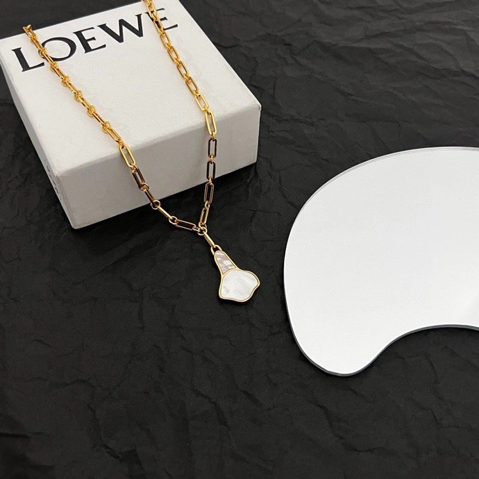 Stylish Loewe Necklaces 212582