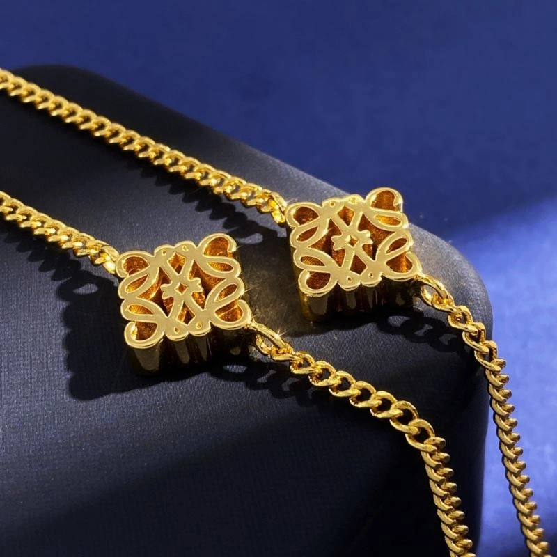 Loewe Necklaces Compact 211183