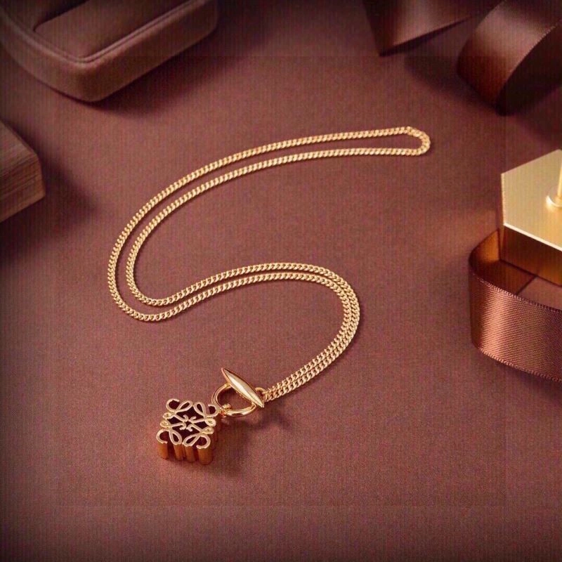 EasyCare Loewe Necklaces 210586