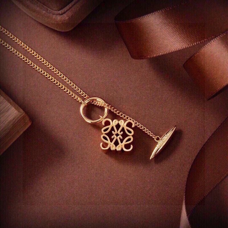 EasyCare Loewe Necklaces 210586