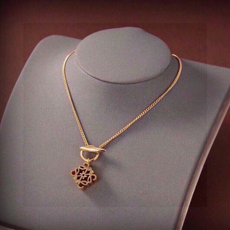 EasyCare Loewe Necklaces 210586