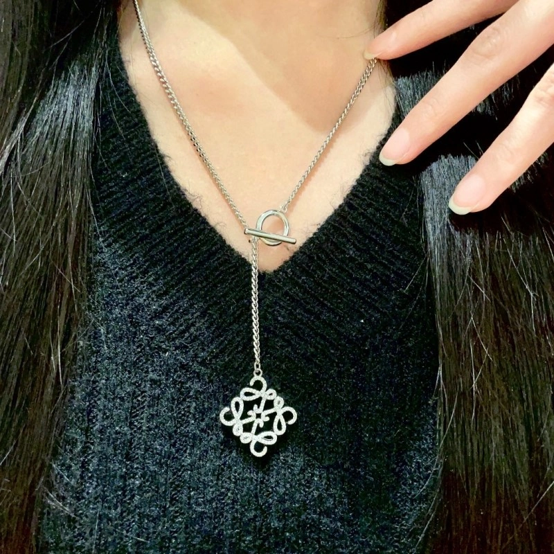 NewStyle Loewe Necklaces 207908