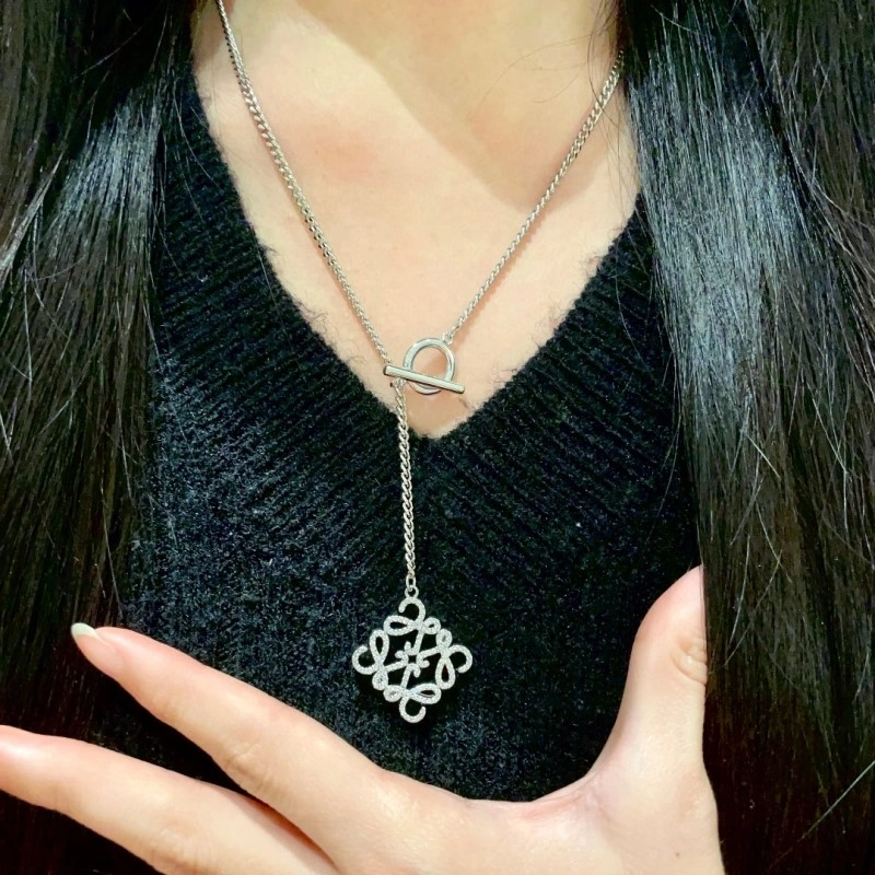 NewStyle Loewe Necklaces 207908