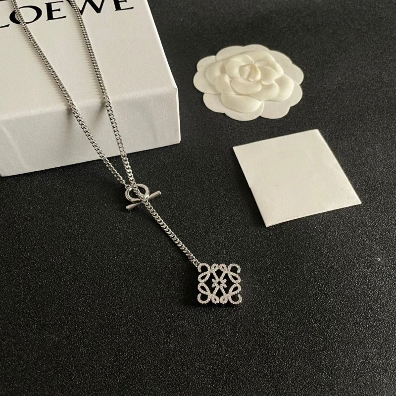 NewStyle Loewe Necklaces 207908