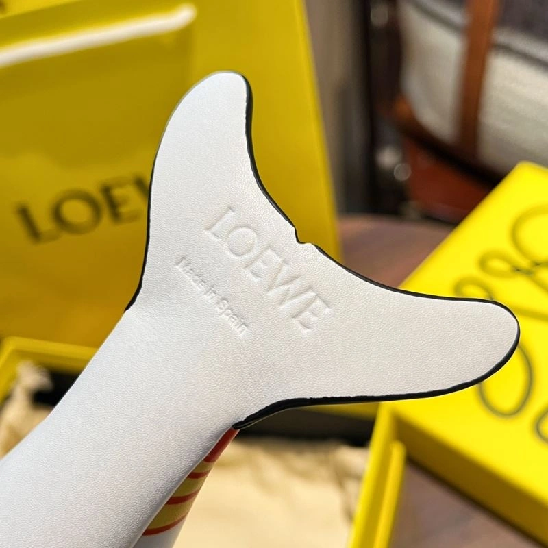 Loewe Ornaments Snug 269901