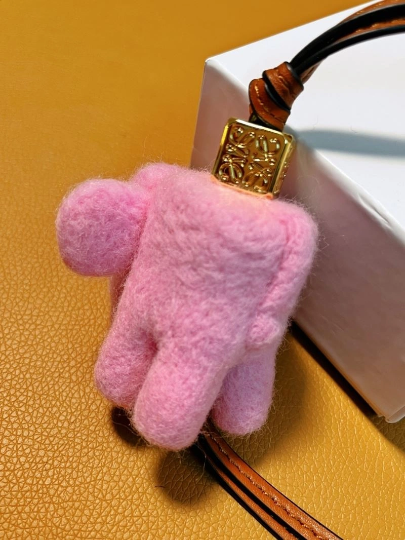 WrinkleFree Loewe Ornaments 270385
