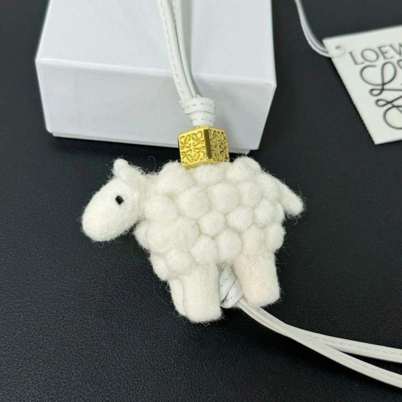 ComfortFit Loewe Ornaments 269536