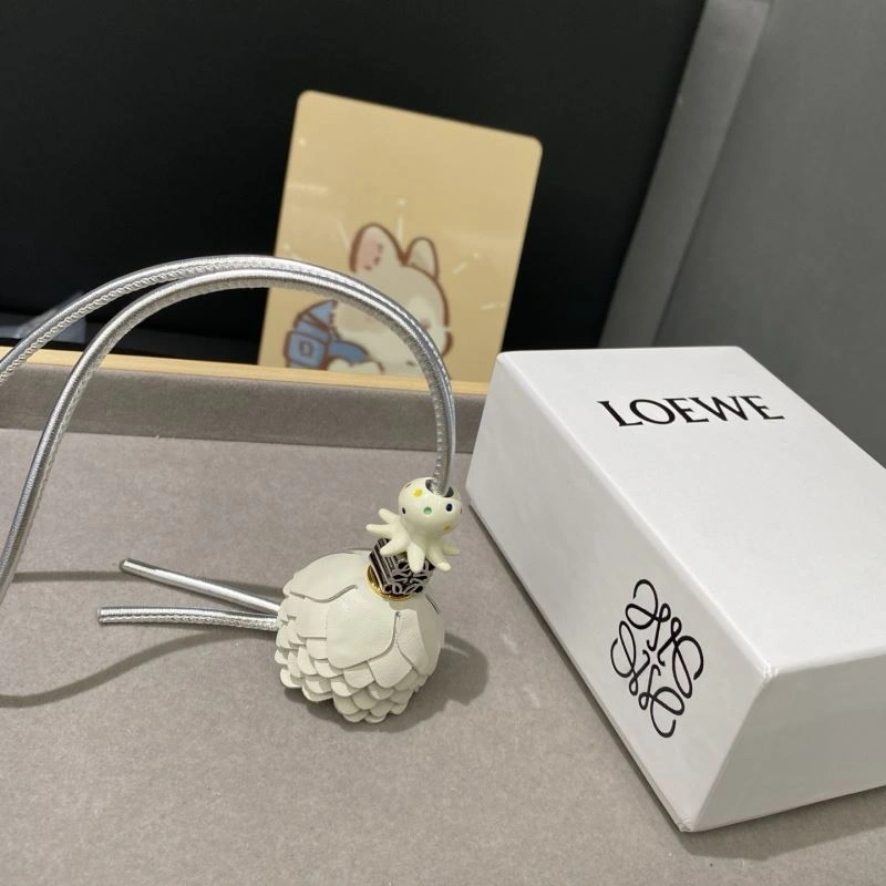 BestValue Loewe Ornaments 269500