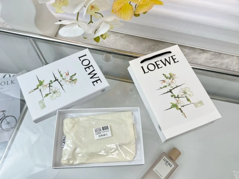 Stretchable Loewe Ornaments 270008