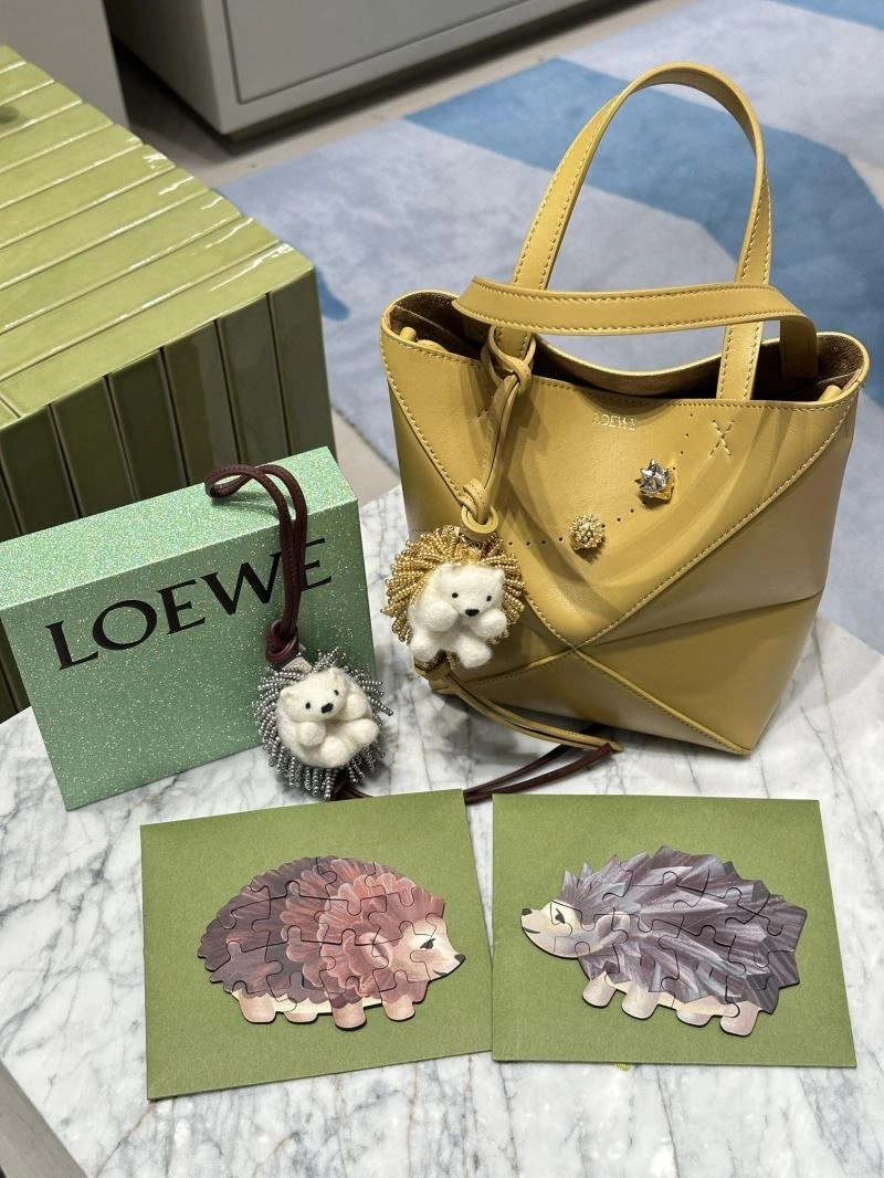 Efficient Loewe Ornaments 269706