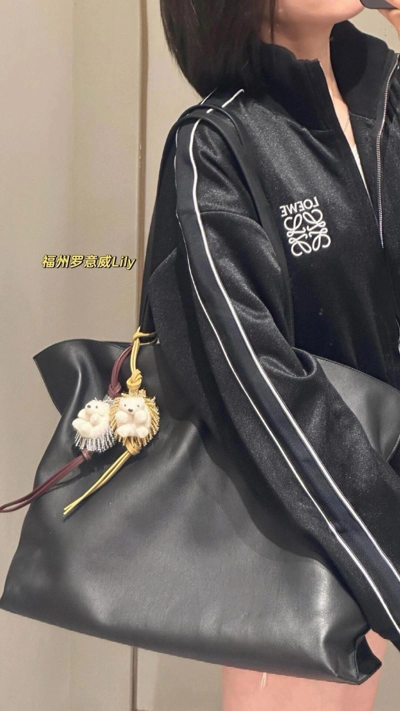 Efficient Loewe Ornaments 269706
