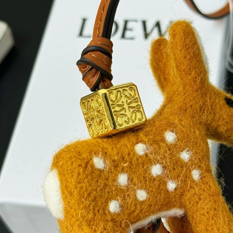 TravelReady Loewe Ornaments 269591
