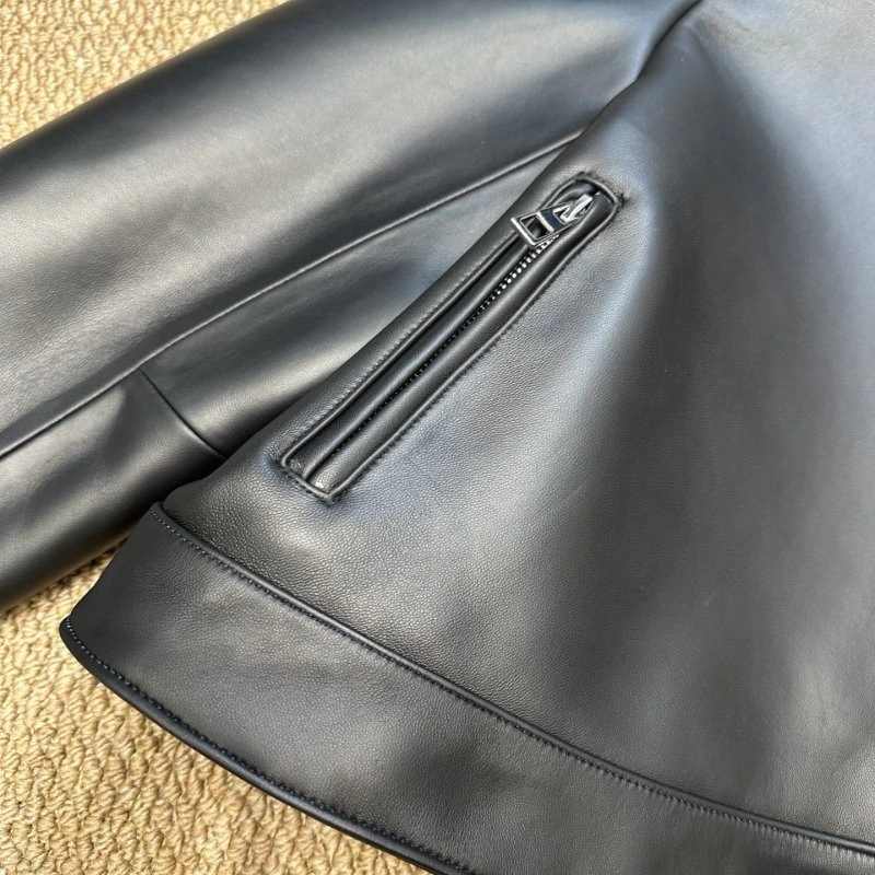 SoftTouch Loewe Outwear 151695