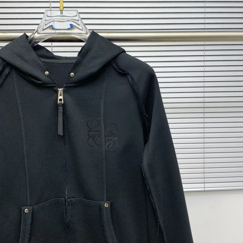 Snug Loewe Outwear 160508