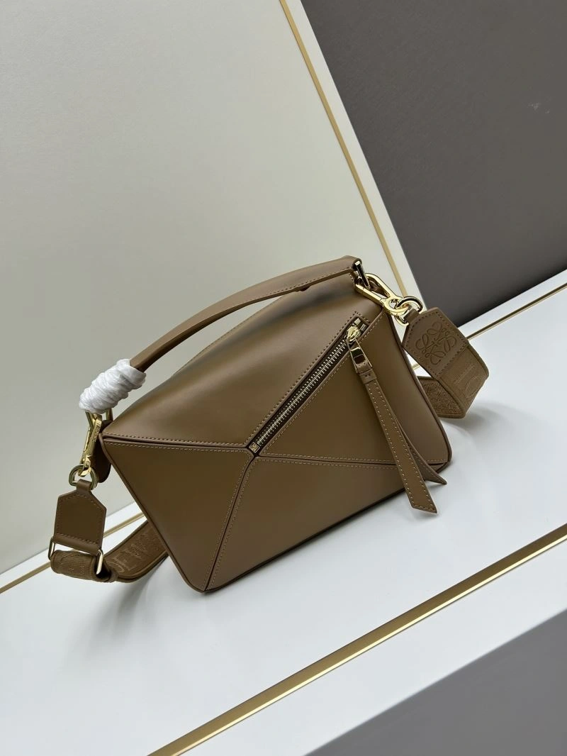Trendy Loewe Puzzle Bags 83731
