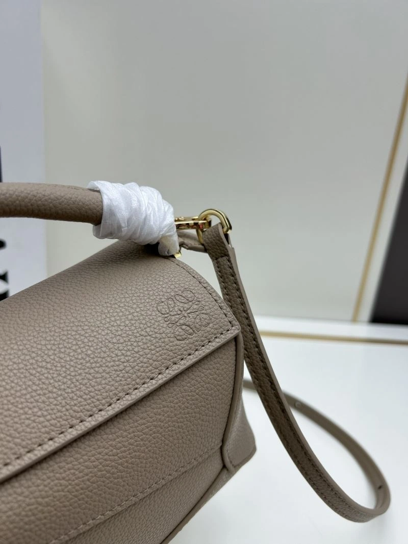 Minimalist Loewe Puzzle Bags 83751