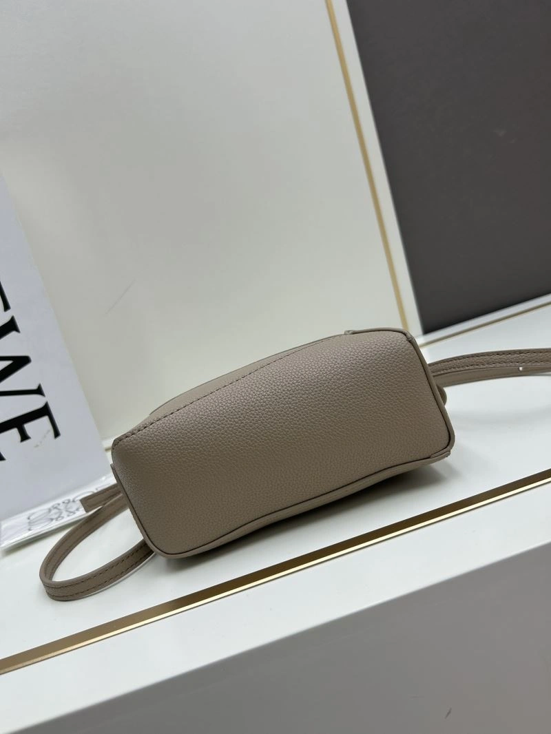 Minimalist Loewe Puzzle Bags 83751