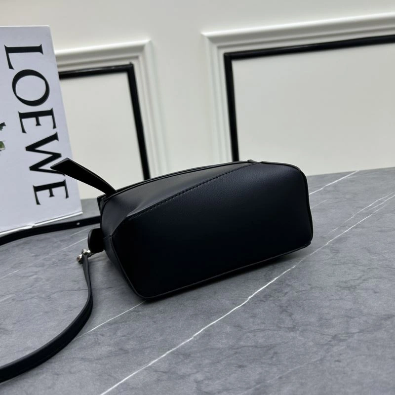 Neat Loewe Puzzle Bags 83713