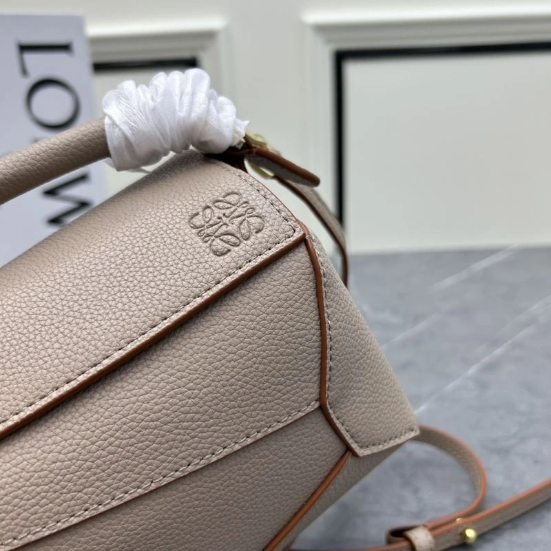 Soft Loewe Puzzle Bags 83711