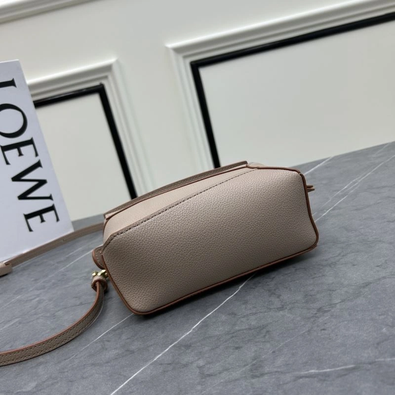 Soft Loewe Puzzle Bags 83711
