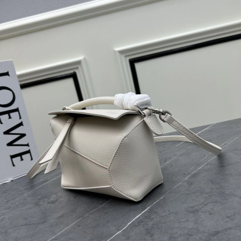Modern Loewe Puzzle Bags 83708