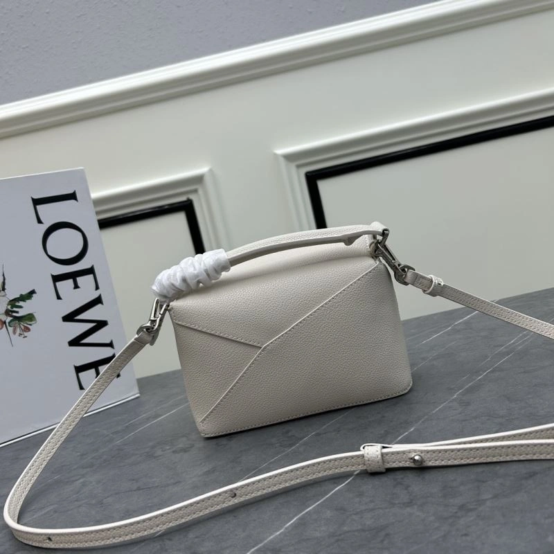 Modern Loewe Puzzle Bags 83708