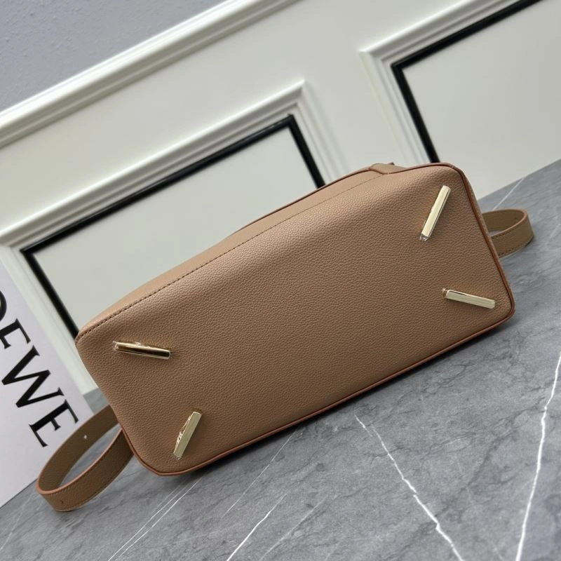 Seasonal Loewe Puzzle Bags 83697