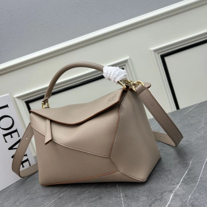 Packable Loewe Puzzle Bags 83692