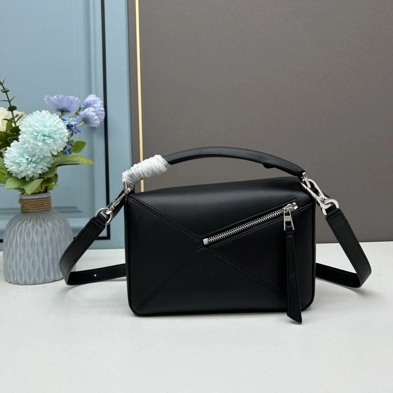 Unique Loewe Puzzle Bags 83679