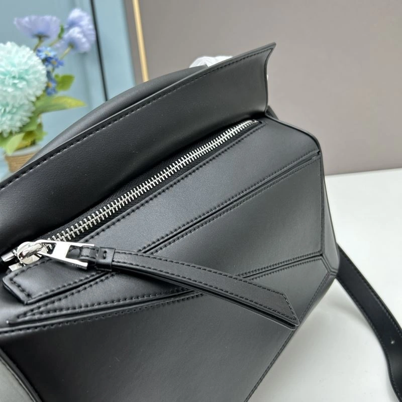 Unique Loewe Puzzle Bags 83679