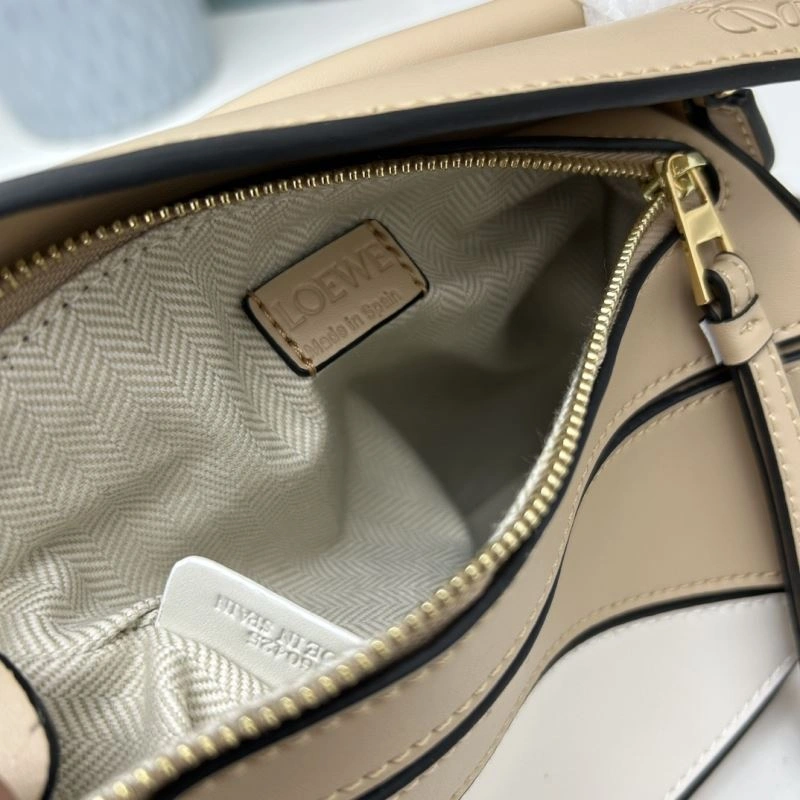 Effortless Loewe Puzzle Bags 83766