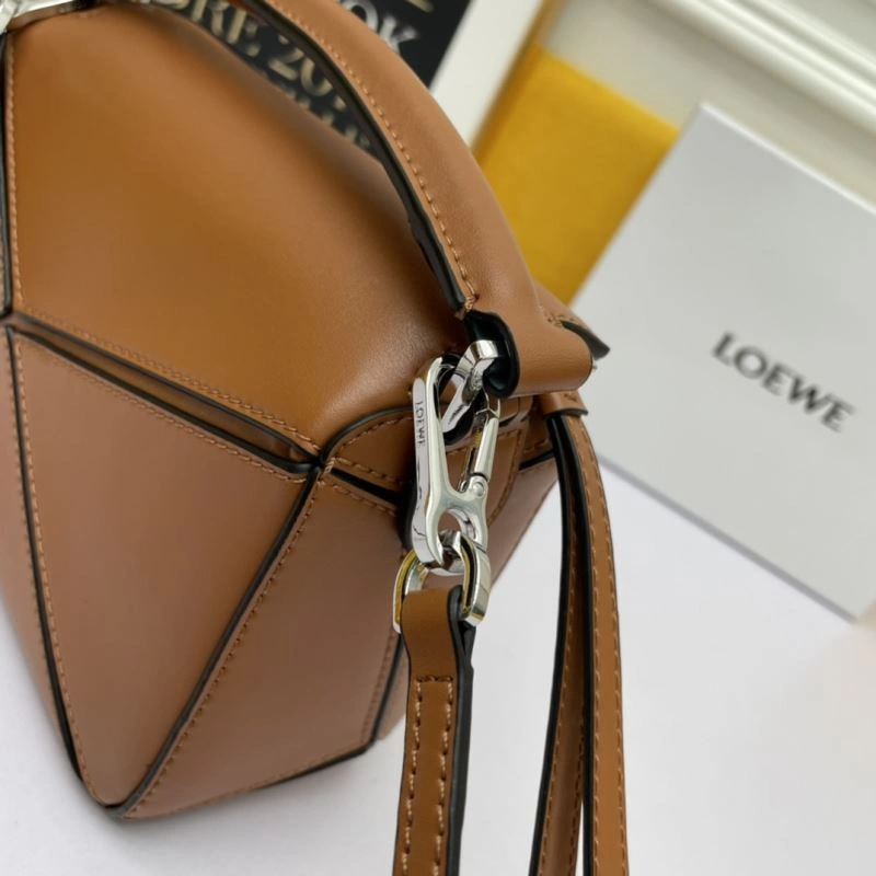Packable Loewe Puzzle Bags 83758