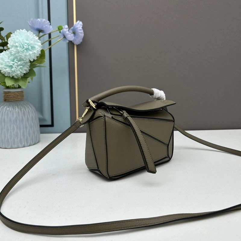 Loewe Puzzle Bags FashionForward 83671