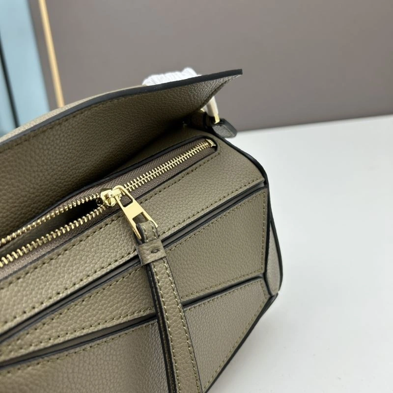 Loewe Puzzle Bags FashionForward 83671