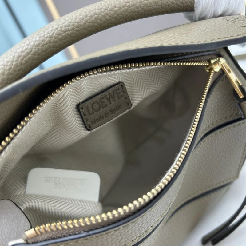Loewe Puzzle Bags FashionForward 83671