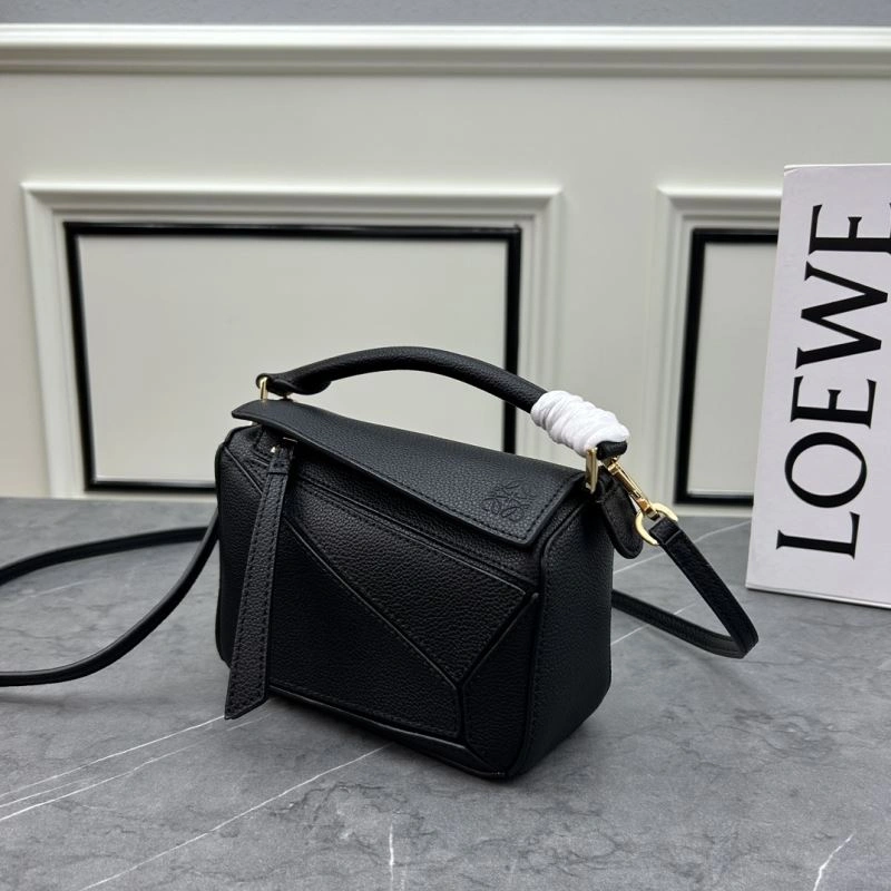 Versatile Loewe Puzzle Bags 83666