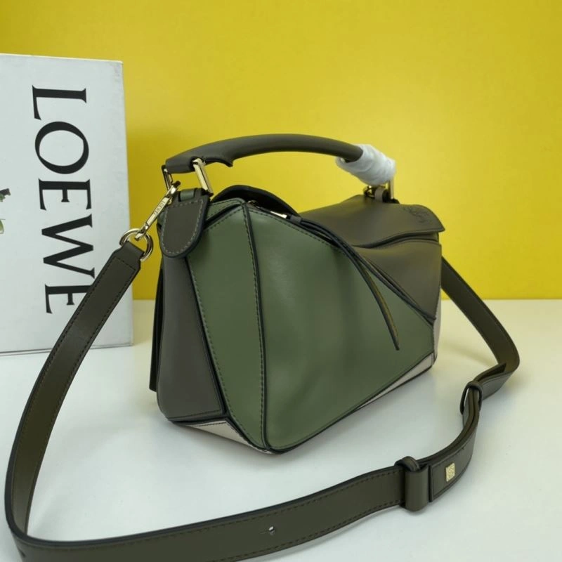 Trendsetting Loewe Puzzle Bags 83658