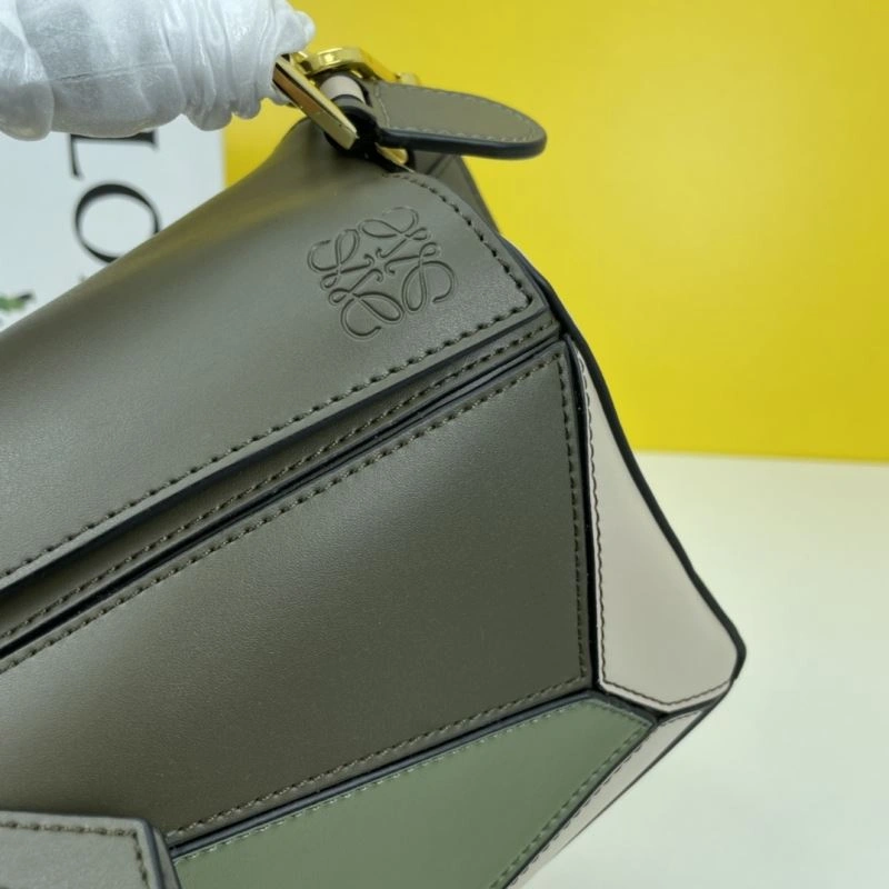 Trendsetting Loewe Puzzle Bags 83658